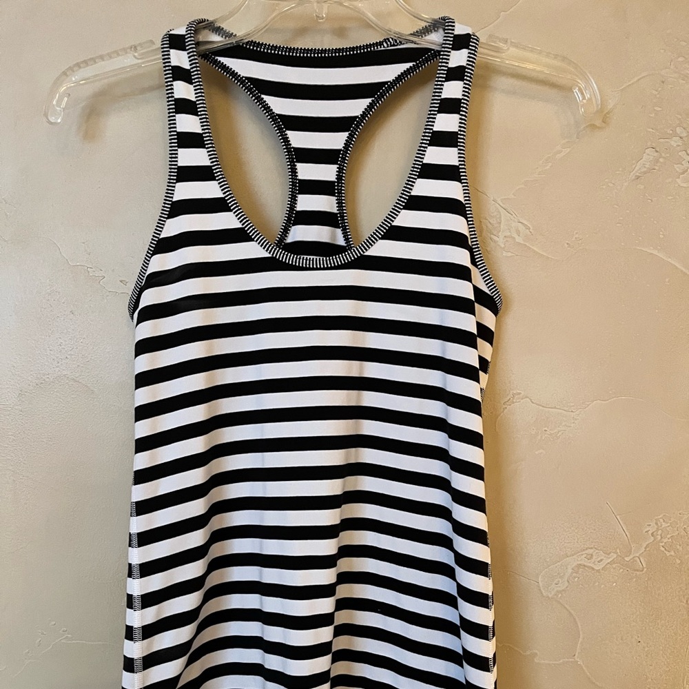 Lululemon Athletica Active Tank Top Black White Stripe Love Racerback Stretch